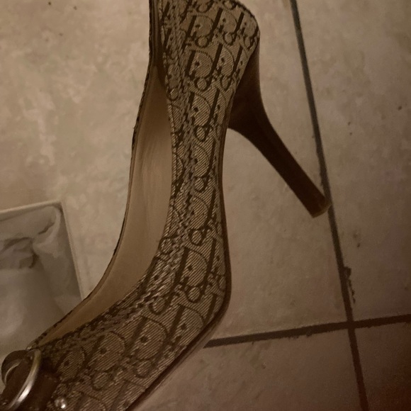 Christian do your high heels in the box never worn - Picture 5 of 7